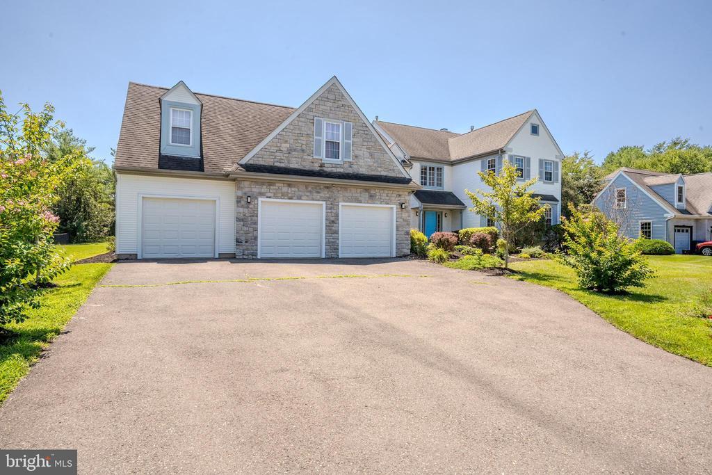 37 Kinglet Dr S, Cranbury, New Jersey 08512, USA