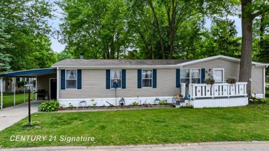 505 Park, Clio, Michigan 48420, USA