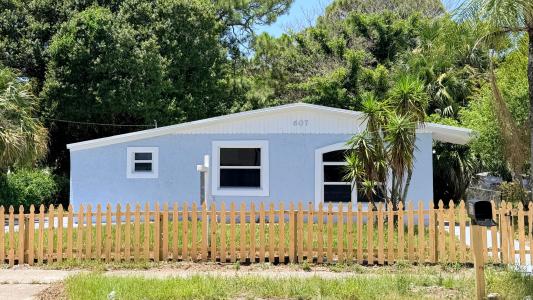 607 N 19th Street, Fort Pierce, Florida 34950, USA