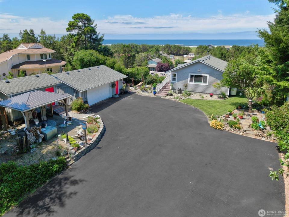 28017 L Place, Ocean Park, Washington 98640, Estados Unidos