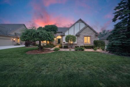 4379 Chablis, Sterling Heights, Michigan 48314, USA