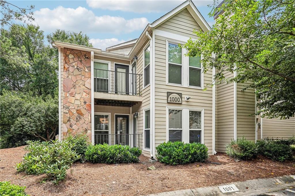 1001 Lake Pointe Circle, Roswell, Géorgie 30075, États-Unis