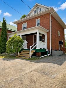 23 QUEEN STREET, Kawartha Lakes, Ontario K9V 1G1, Canada