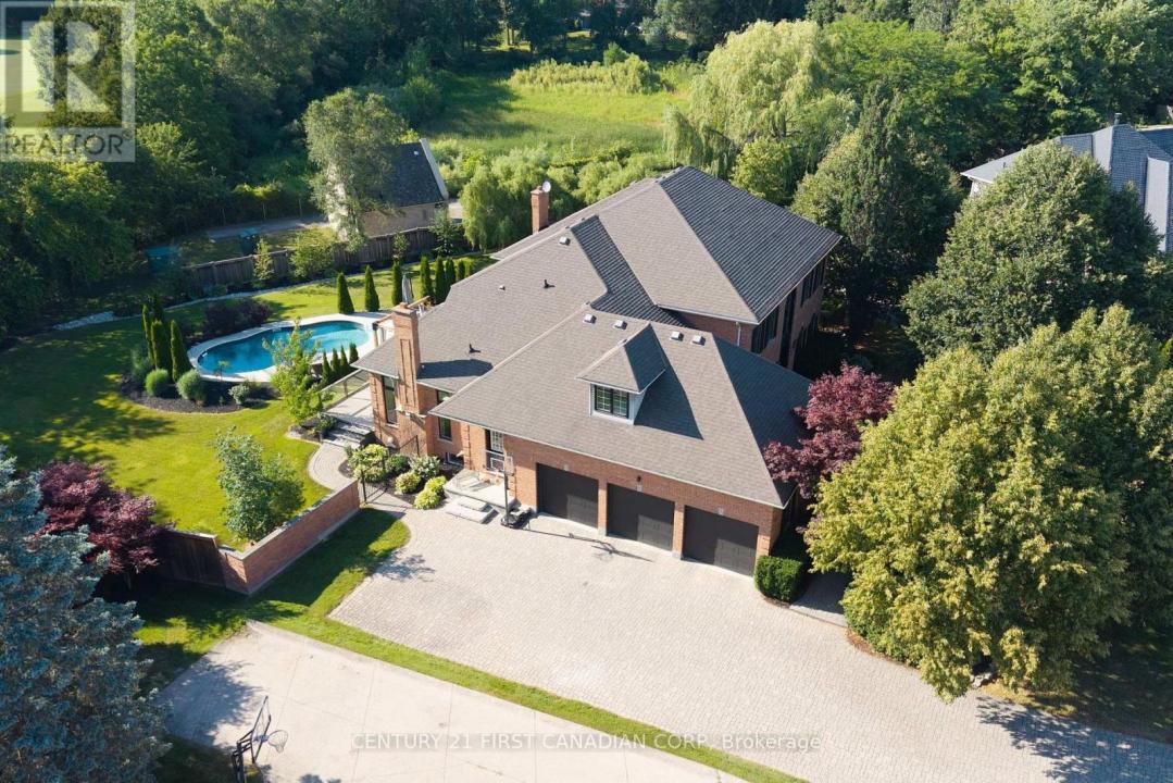 106 FITZWILLIAM BOULEVARD, London North (north L), Ontario N6H 5H4, Canadá