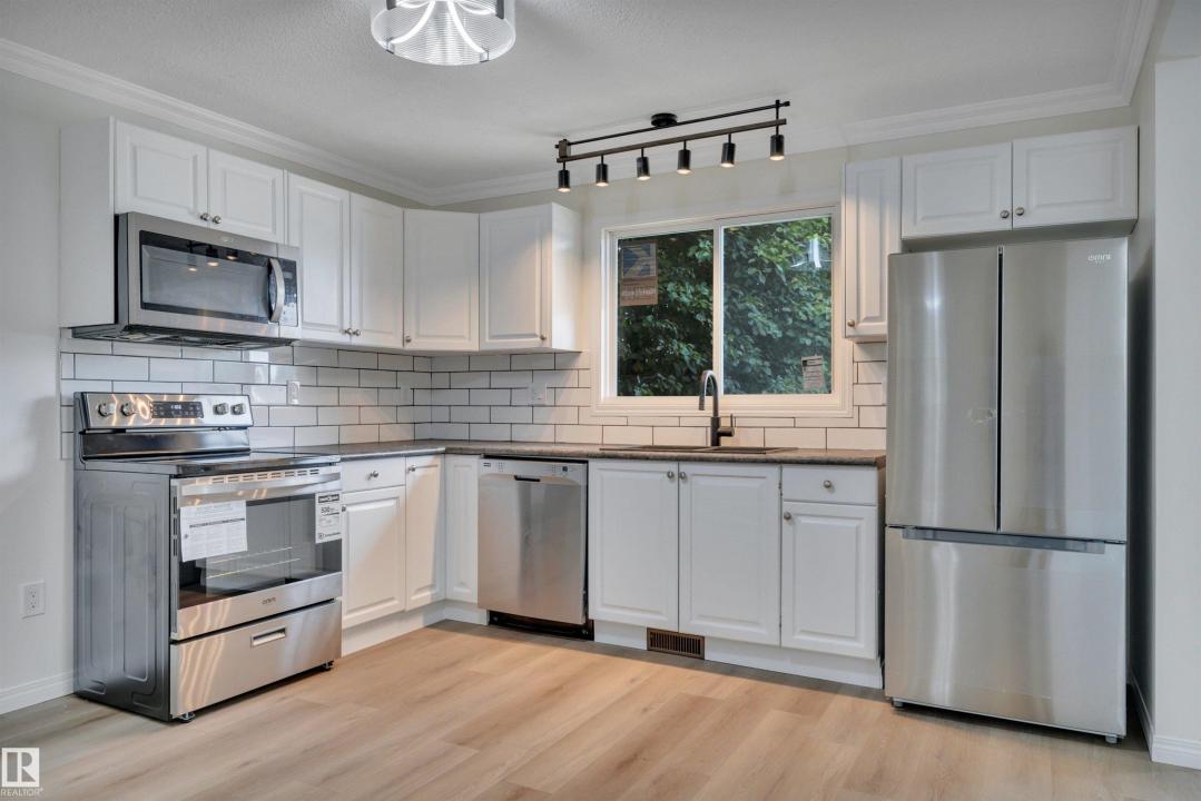 3607 53 STREET, Wetaskiwin, 阿尔伯塔 T9A 2K6, 加拿大