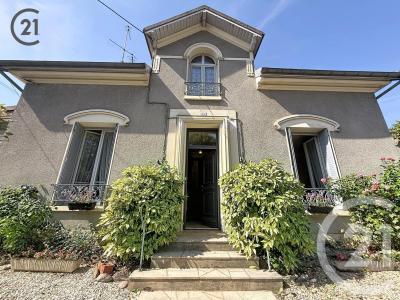 Auxerre, Bourgogne 89000, Pháp