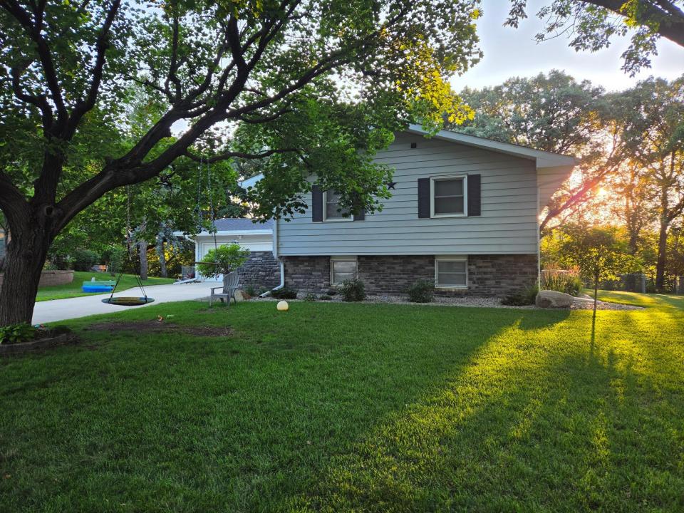 411 Ridge Road, Albert Lea, Minnesota 56007
