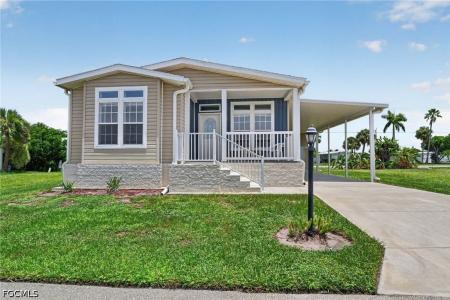 5671 Captain John Smith Loop, North Fort Myers, Floride 33917, États-Unis