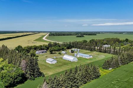 75151 29 ROAD EAST, East Selkirk, Manitoba R0E 0M0, Canada