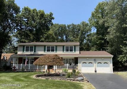 21 Howe Lane, Hypothek, New Jersey 07728, USA
