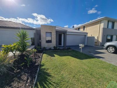 16 Tambrey Avenue, Golden Bay, WA 6174, Australia