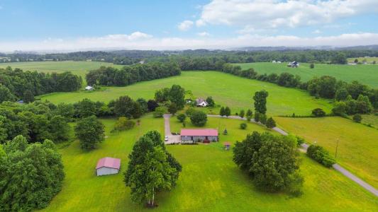 1716 Liberty Road, Eubank, Kentucky 42567, USA