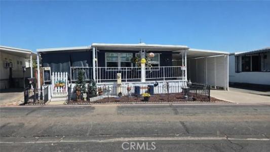 1724 Minnewawa Avenue 12, Clov, California 93643, USA