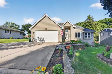 23031 S Belle Ln, Channahon, Illinois 60410, USA