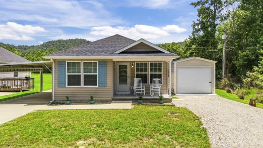 313 Mynhier Road, Morehead, Kentucky 40351, USA
