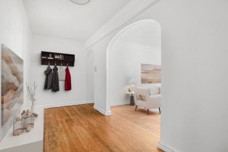 43-01 46th Street 1-J, Sunnyside, New York 11104, USA
