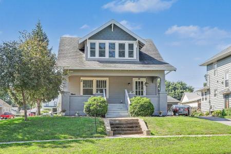 722 E Main Street, Knoxville, Iowa 50138, USA