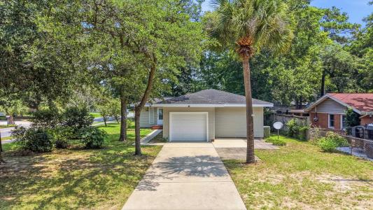 524 Maple Dr., Surfside Beach, Karolina Południowa 29575, USA