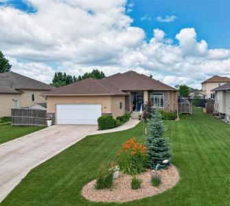 19 FOURTH AVENUE, La Salle, Manitoba R0G 0A2, Canadá