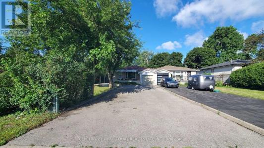 2 ROBINSON STREET, Markham (bullock), Ontario L3P 1N4, Canada
