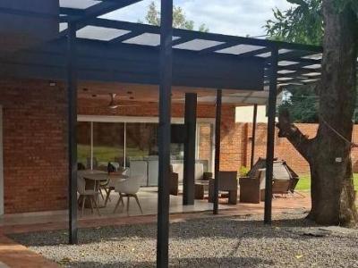 Country La Floresta 00, Luque, مركزي 00001, باراغواي
