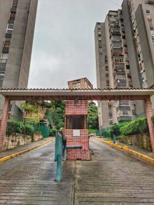 CONJ. RES. LA SIERRA LETRA E, San Antonio de los Altos, Miranda 1204, Venezuela