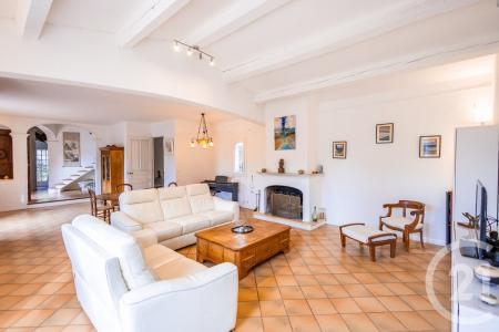 Ollioules, Provence-Alpes-Côte d'Azur 83190, France