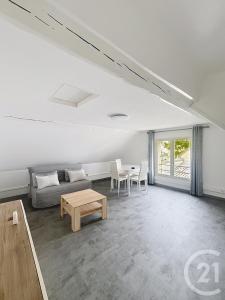 Lacroix St Ouen, Picardie 60610, Francia