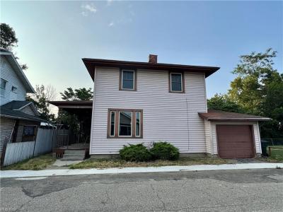 814 Grandview Avenue, Coshocton, Ohio 43812