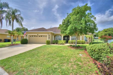 112 WATERVIEW Circle, AUBURNDALE, Florida 33823, USA
