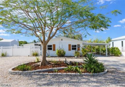 16191 Porto Bello Street, Bokeelia, Florida 33922, USA