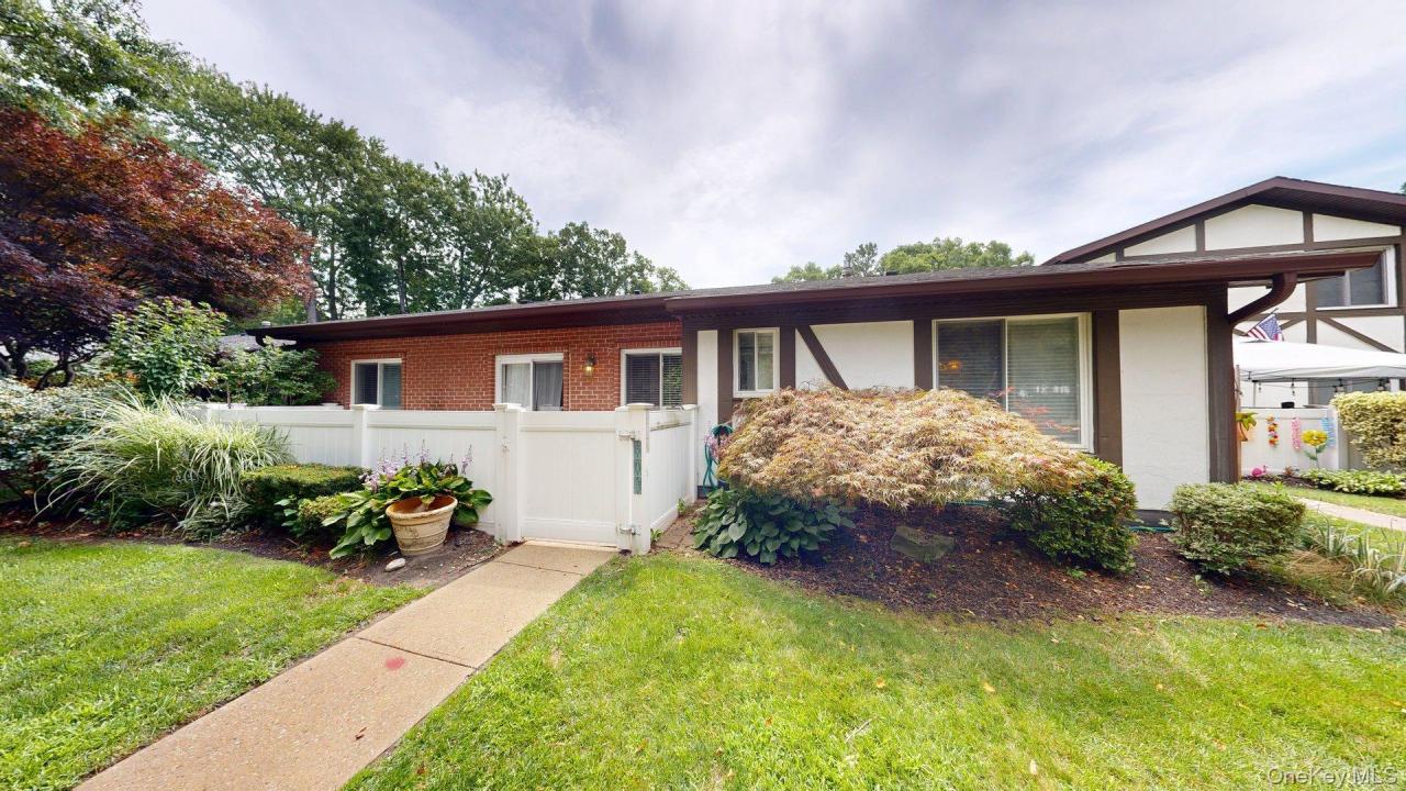 604 Blue Ridge Drive, Medford, New York 11763, États-Unis