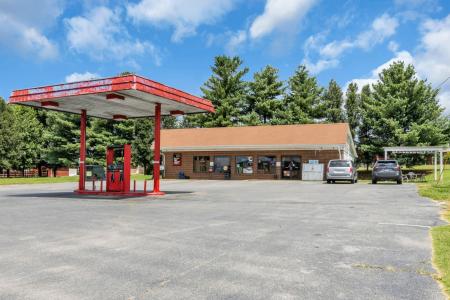345 Huffman Road, Normandy, Tennessee 37360, USA