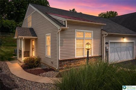 5544 Briar Lane, Whitehall, Pennsylvania PA, USA