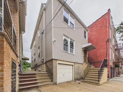 2858 E 197th St, Bronx, Nova Iorque 10461, Estados Unidos
