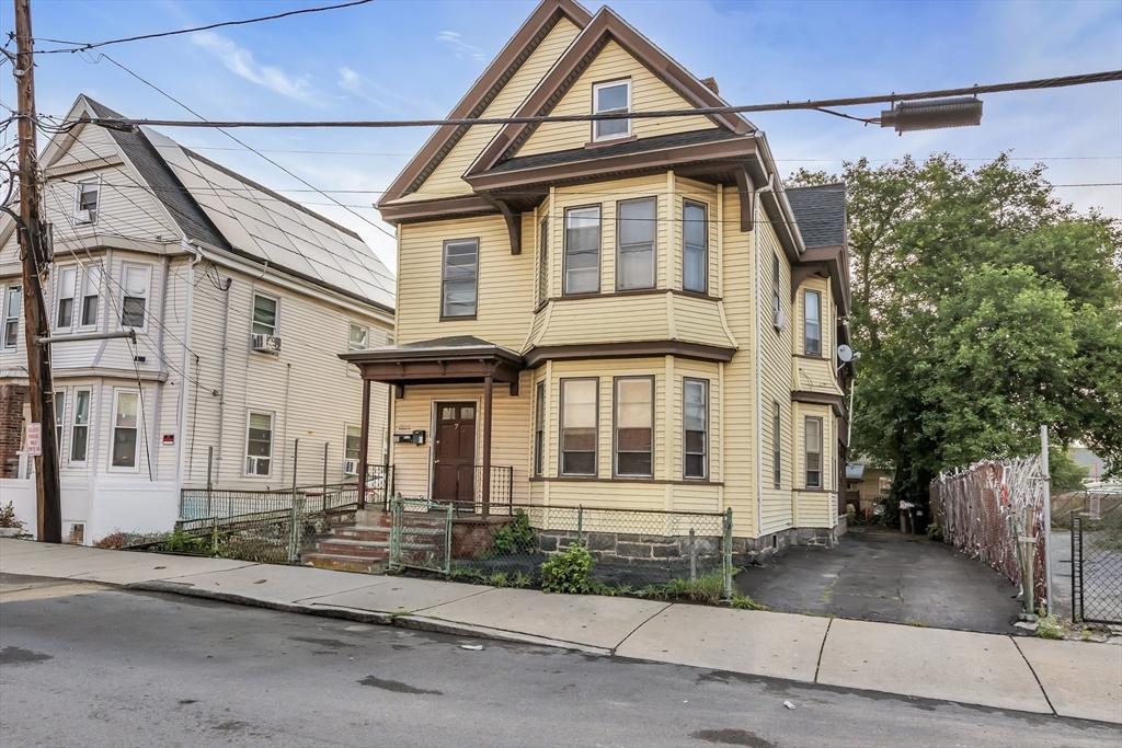 7 Trenton St, Lawrence, Massachusetts 01841, USA