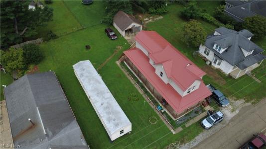 145 Maple Street, Newport, Ohio 45768, USA