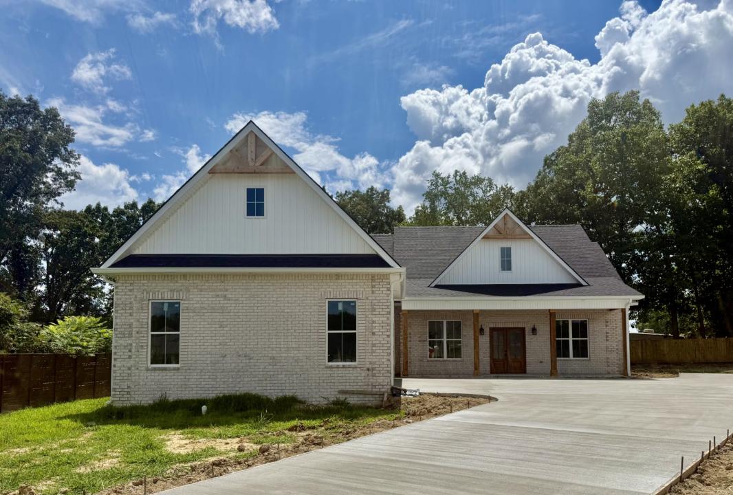 119 Settlers Trce, Tullahoma, Tennessee 37388