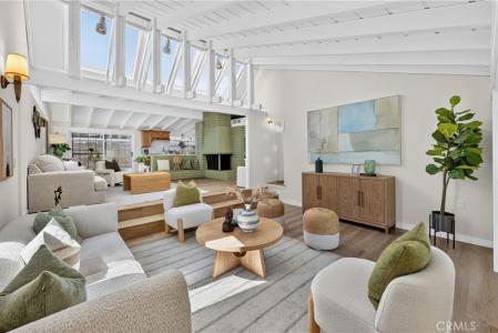 2134 W Romneya Drive, Anaheim, Californie 92801, États-Unis