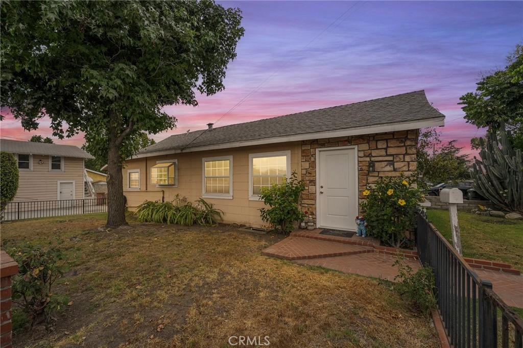 124 E Ada Avenue, Glendora, California 91741, Stati Uniti