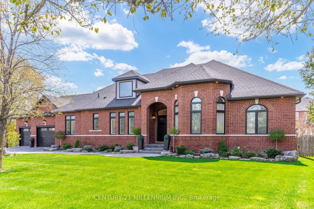 15 BIMMER PLACE, Brampton, Ontario L7A 1J4, Canada