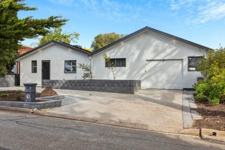 29 Garnet Crescent, Flagstaff Hill, SA 5159, Australia