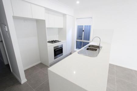 7 Diamondbird Road, Austral, NSW 2179, Australia