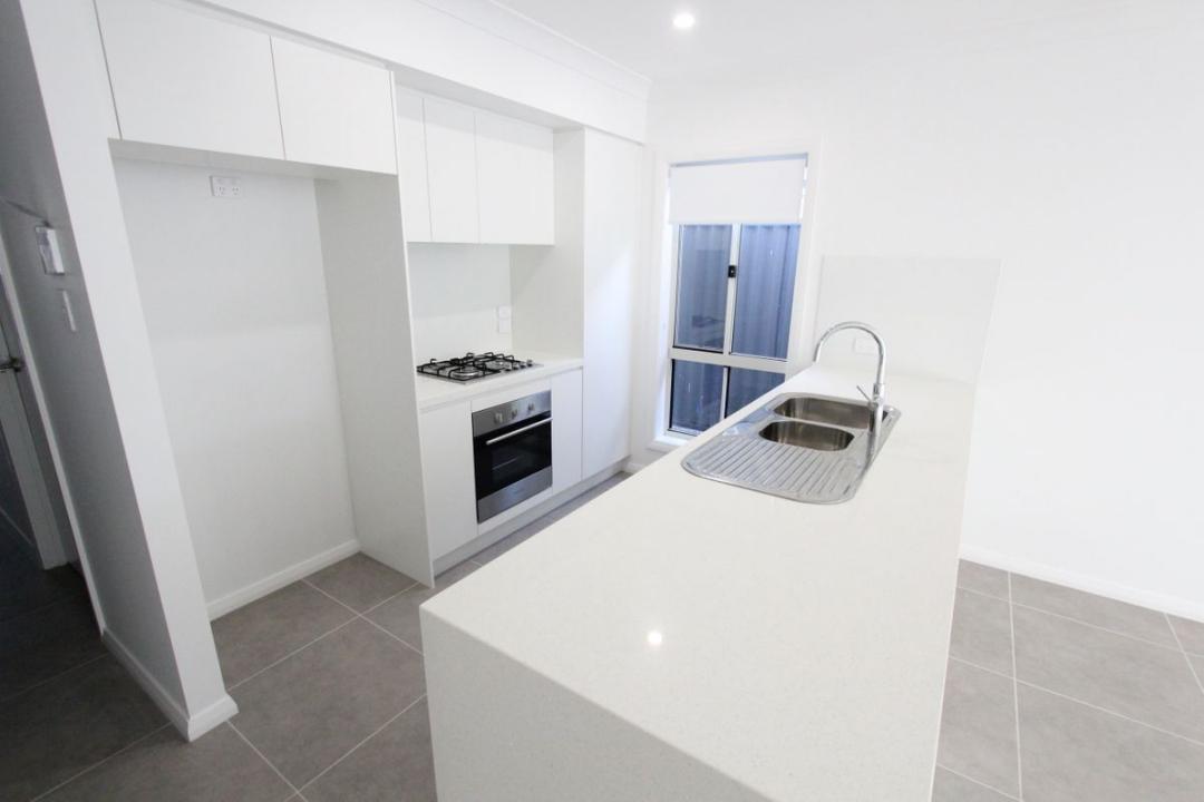 7 Diamondbird Road, Austral, NSW 2179, Australia