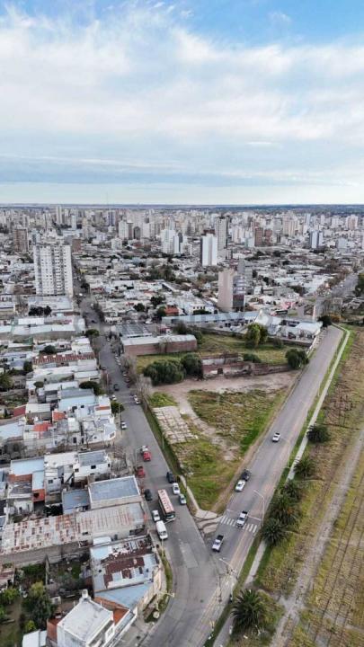 Chiclana y Avenida Cerri , Bahía Blanca, Buenos Aires (fuera De GBA) 8000, Аргентина