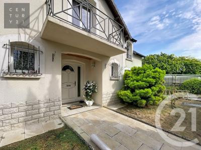 Troyes, Champagne-Ardenne 10000, France