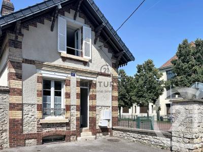 Crepy En Valois, Picardie 60800, Francia