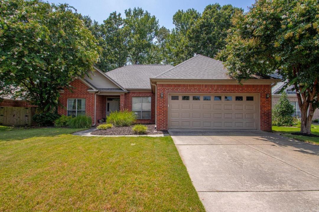1135 MONTANA, Conway, Arkansas 72034