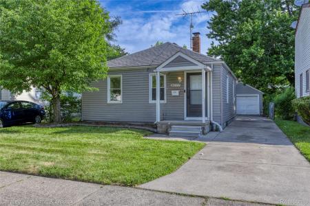 18777 Kingsville Street, Harper Woods, Michigan 48225, Estados Unidos