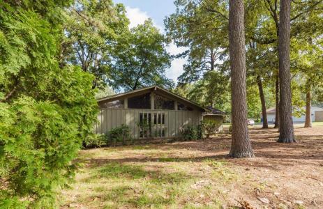 624 Woodland Drive, Benton, Arkansas 72019, USA